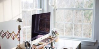 jak zorganizować home office