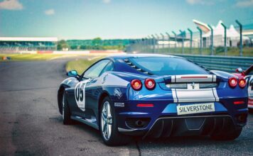 Ile wyprodukowano Ferrari f50? Ile wyprodukowano Ferrari f50?
