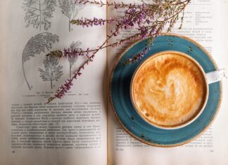 Co zrobić żeby krem do tortu był sztywny?