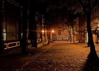 Jaka najlepsza lampa warsztatowa? Jaka najlepsza lampa warsztatowa?