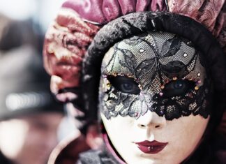 Jak zrobić przebranie za diabła? Jak zrobić przebranie za diabła?