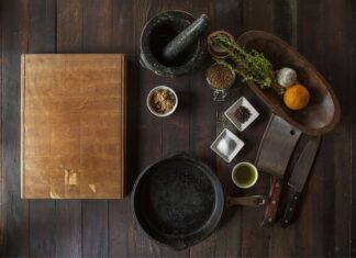 Jaka koza jest lepsza ze stali czy żeliwa?